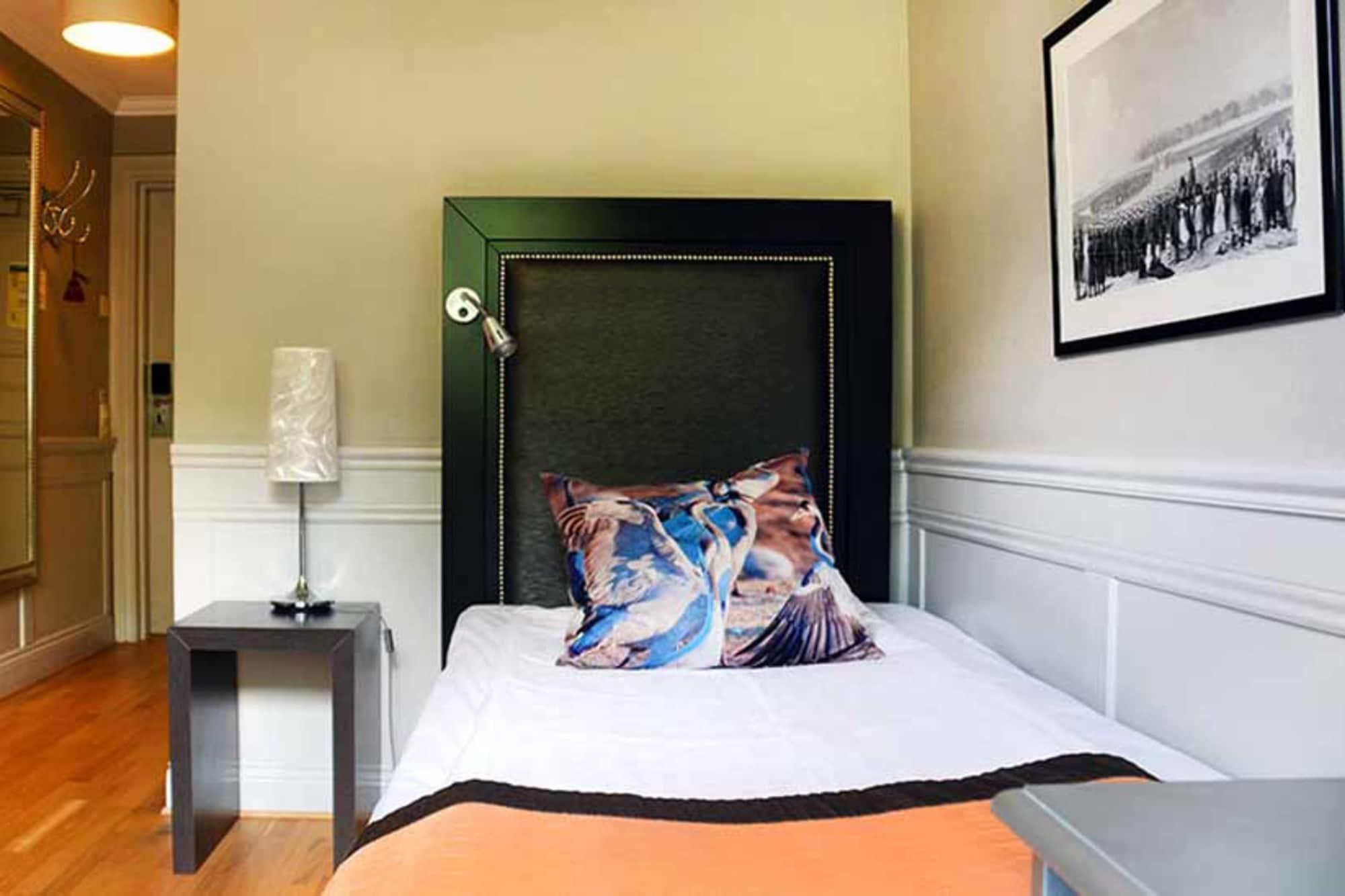 Home Hotel Majoren Skovde Ngoại thất bức ảnh