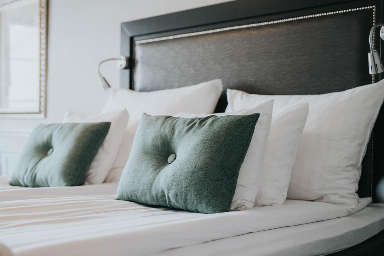 Home Hotel Majoren Skovde Ngoại thất bức ảnh