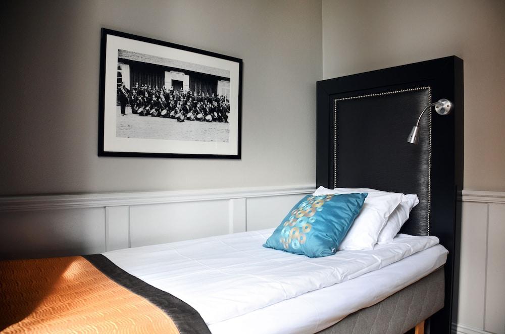 Home Hotel Majoren Skovde Ngoại thất bức ảnh