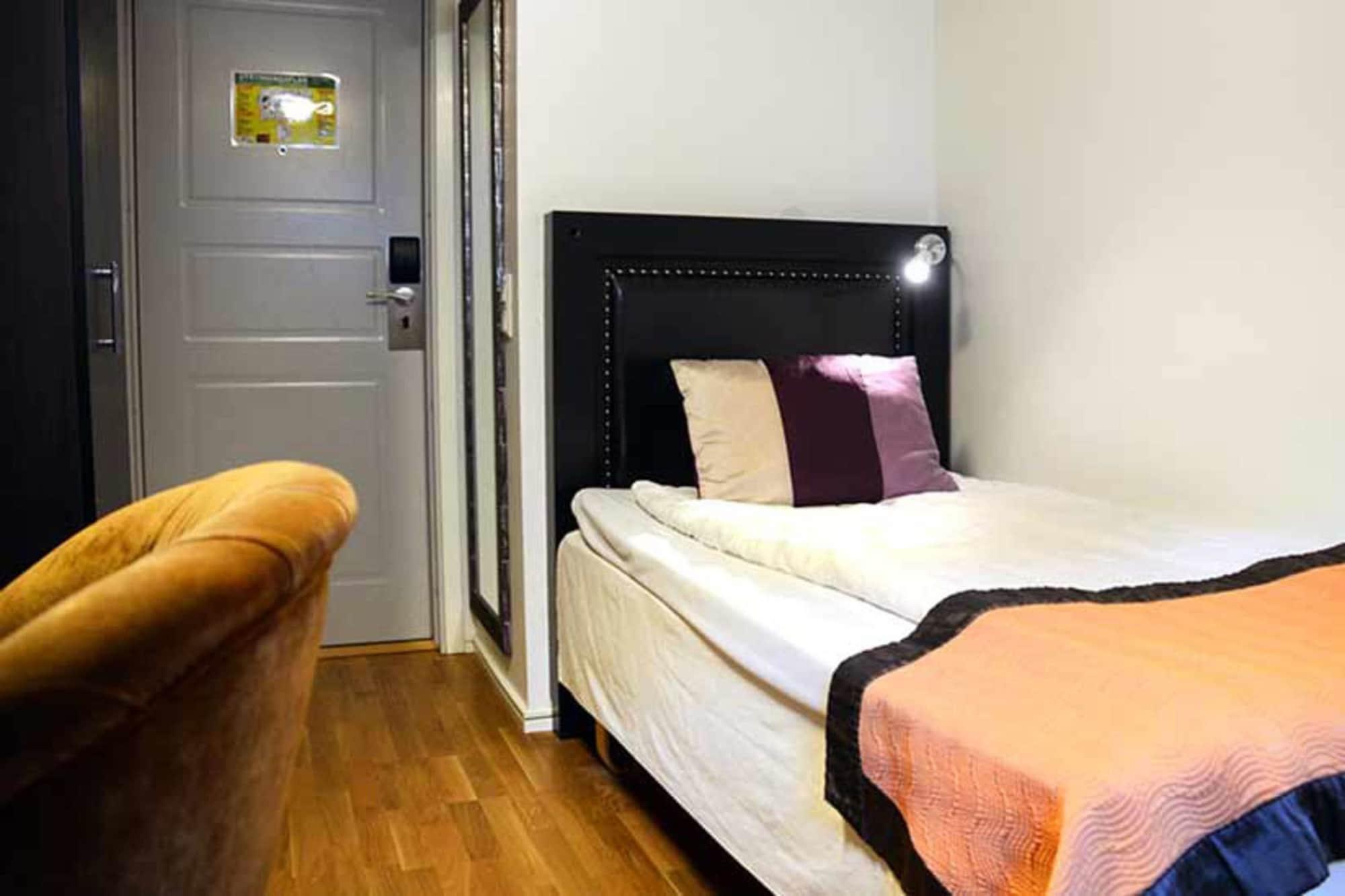 Home Hotel Majoren Skovde Ngoại thất bức ảnh