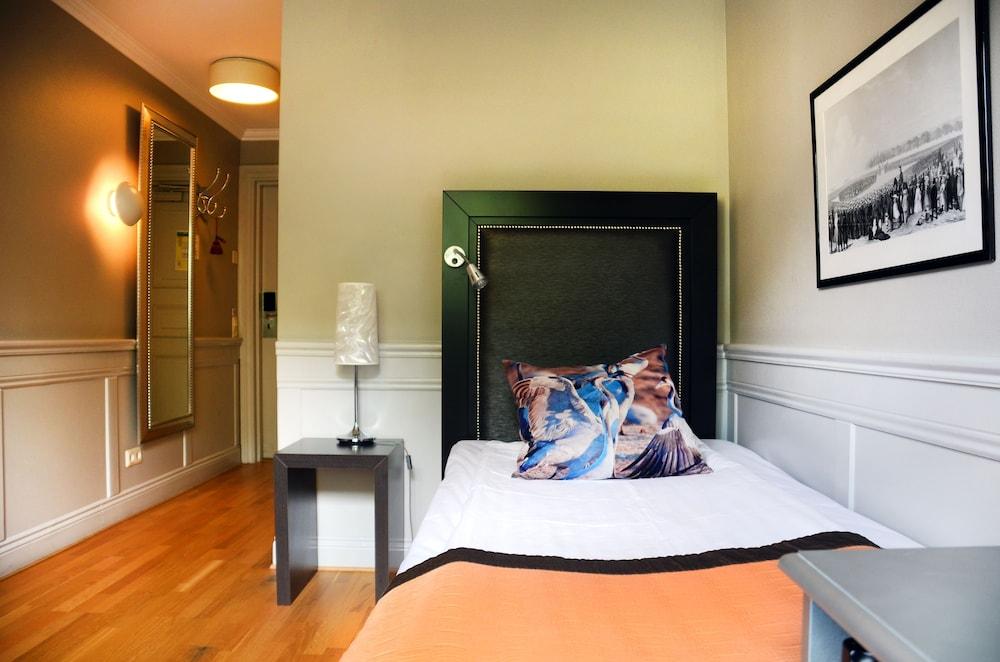 Home Hotel Majoren Skovde Ngoại thất bức ảnh