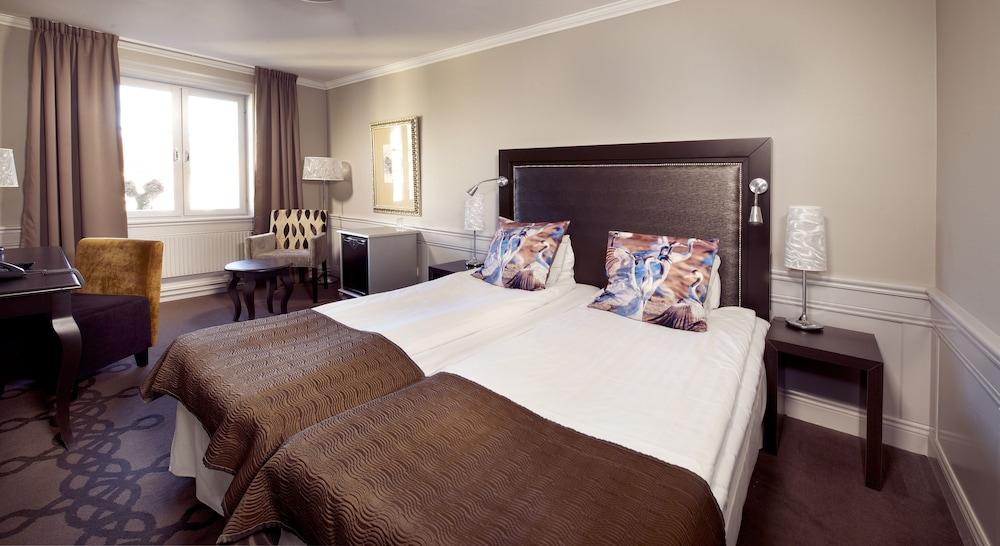 Home Hotel Majoren Skovde Ngoại thất bức ảnh